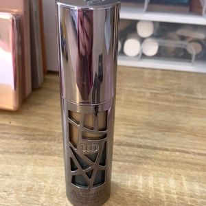 Urban decay all nighter foundation shade 4.5